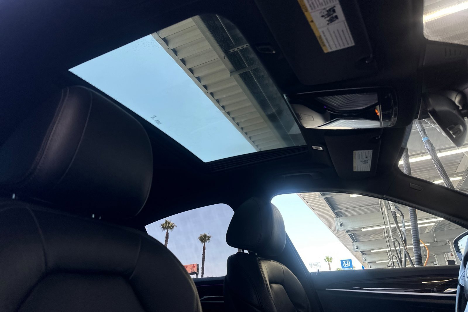 Used 2019 BMW 530i w/ Convenience Package RWD image 15
