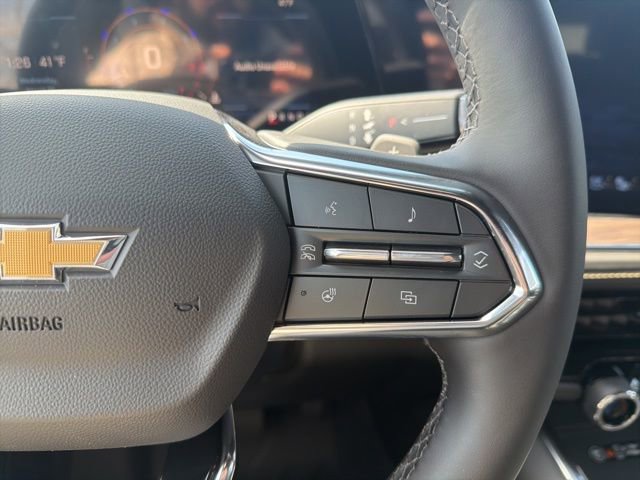 New 2026 Chevrolet Suburban Premier AWD/4WD image 25