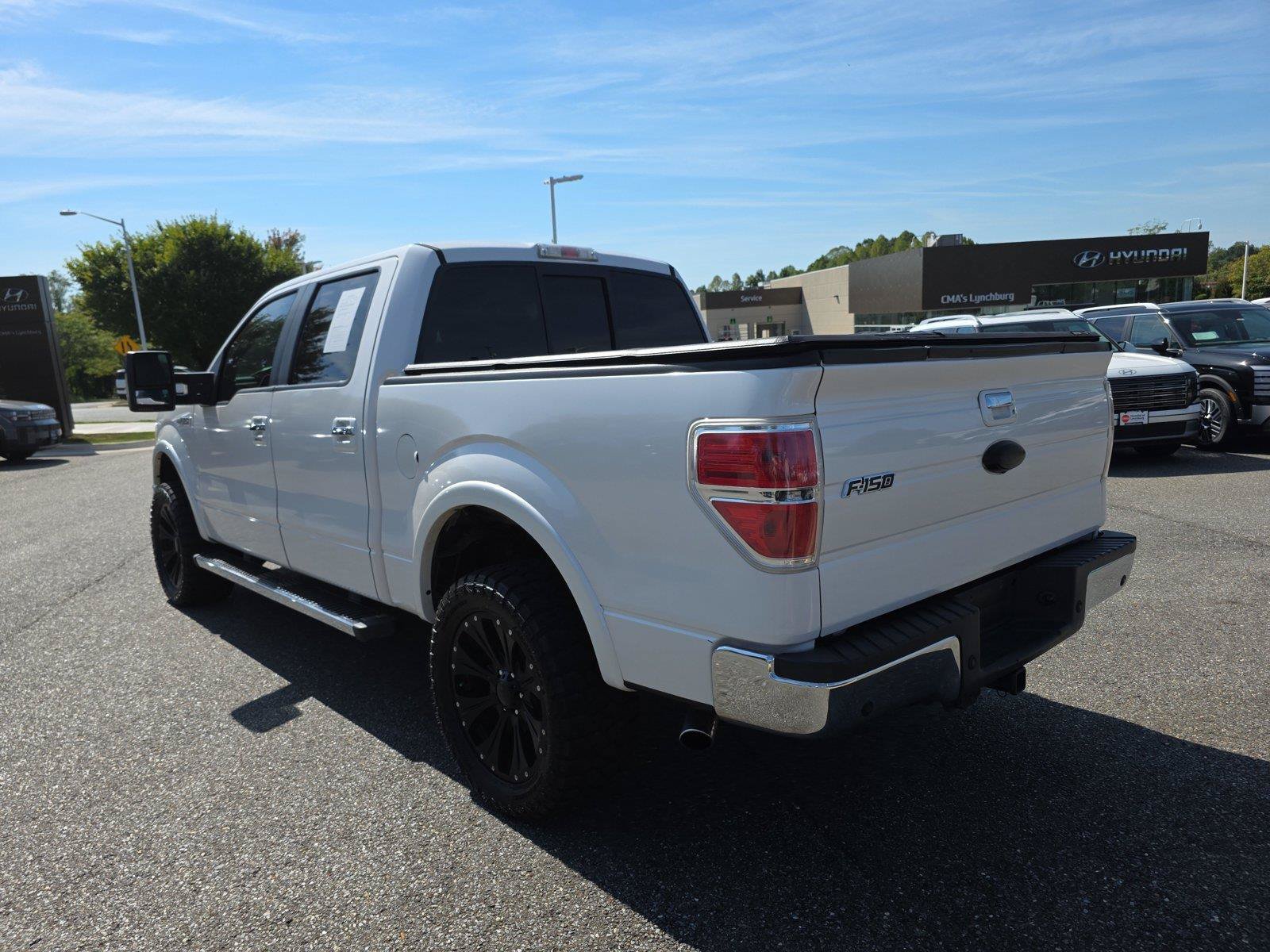 Used 2011 Ford F150 Lariat w/ Lariat Chrome Pkg AWD/4WD image 4