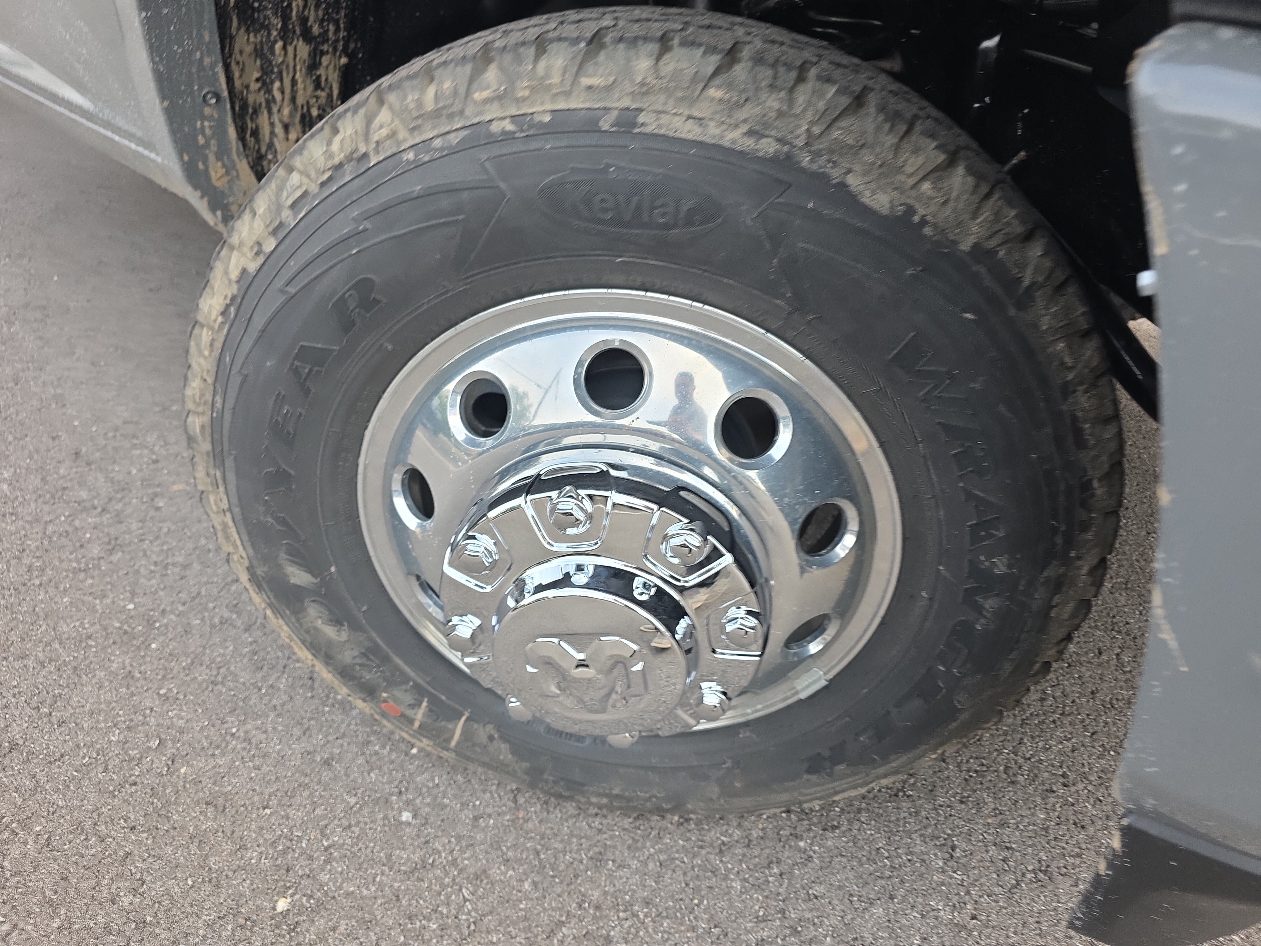 New 2027 RAM 3500 4x4 Crew Cab DRW image 28