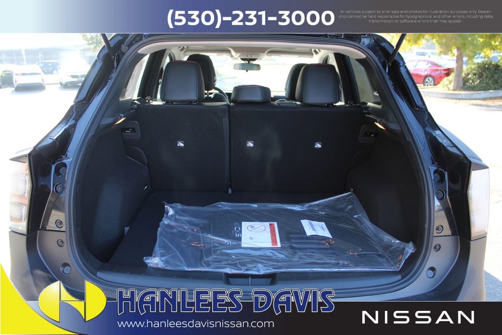 New 2026 Nissan Kicks SR w/ SR Premium Package image 10