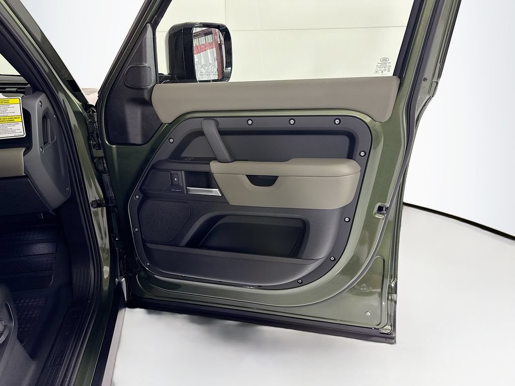 New 2026 Land Rover Defender 110 S AWD/4WD image 27