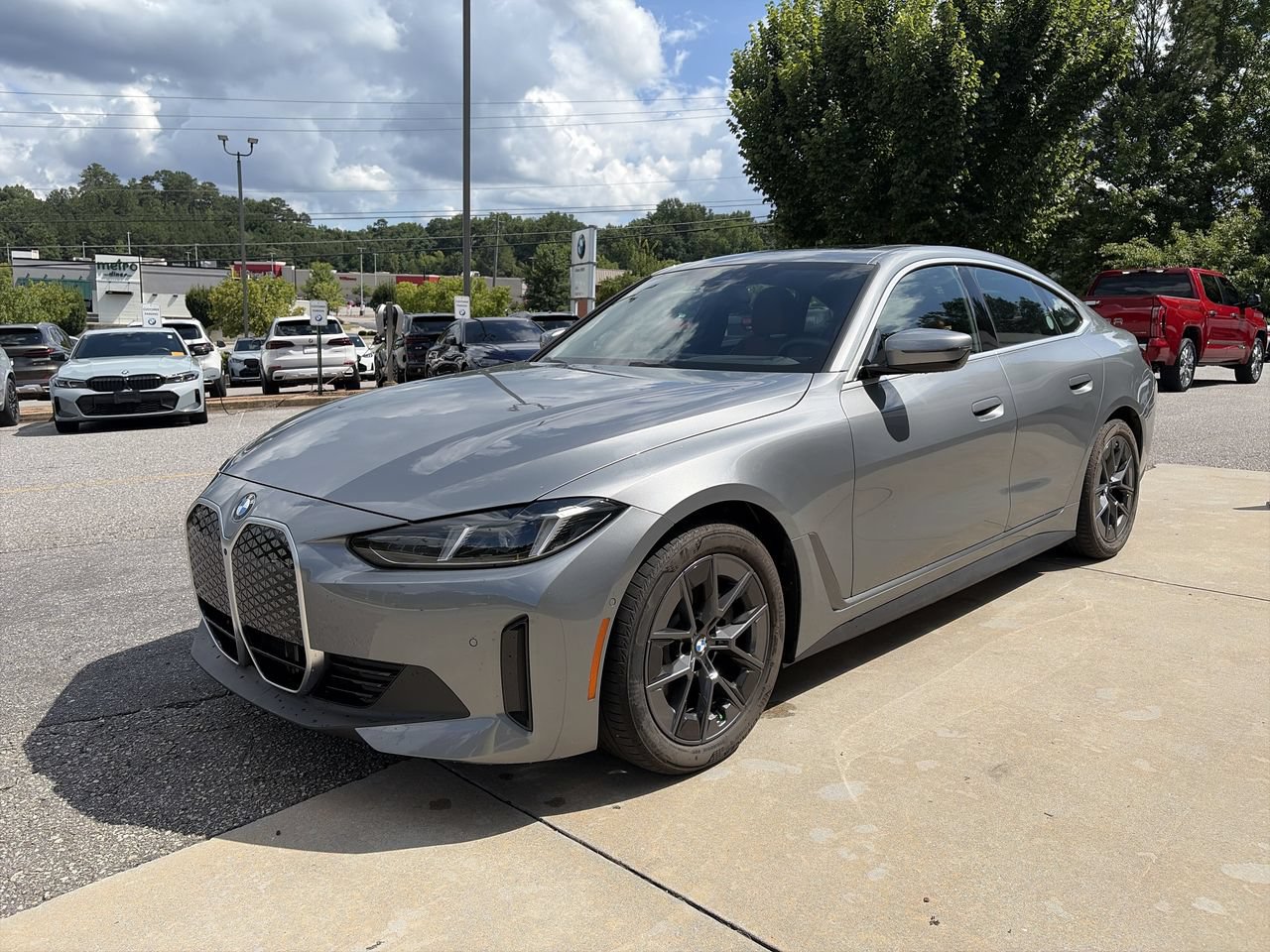 Used 2026 BMW i4 eDrive40 w/ Premium Package RWD image 4