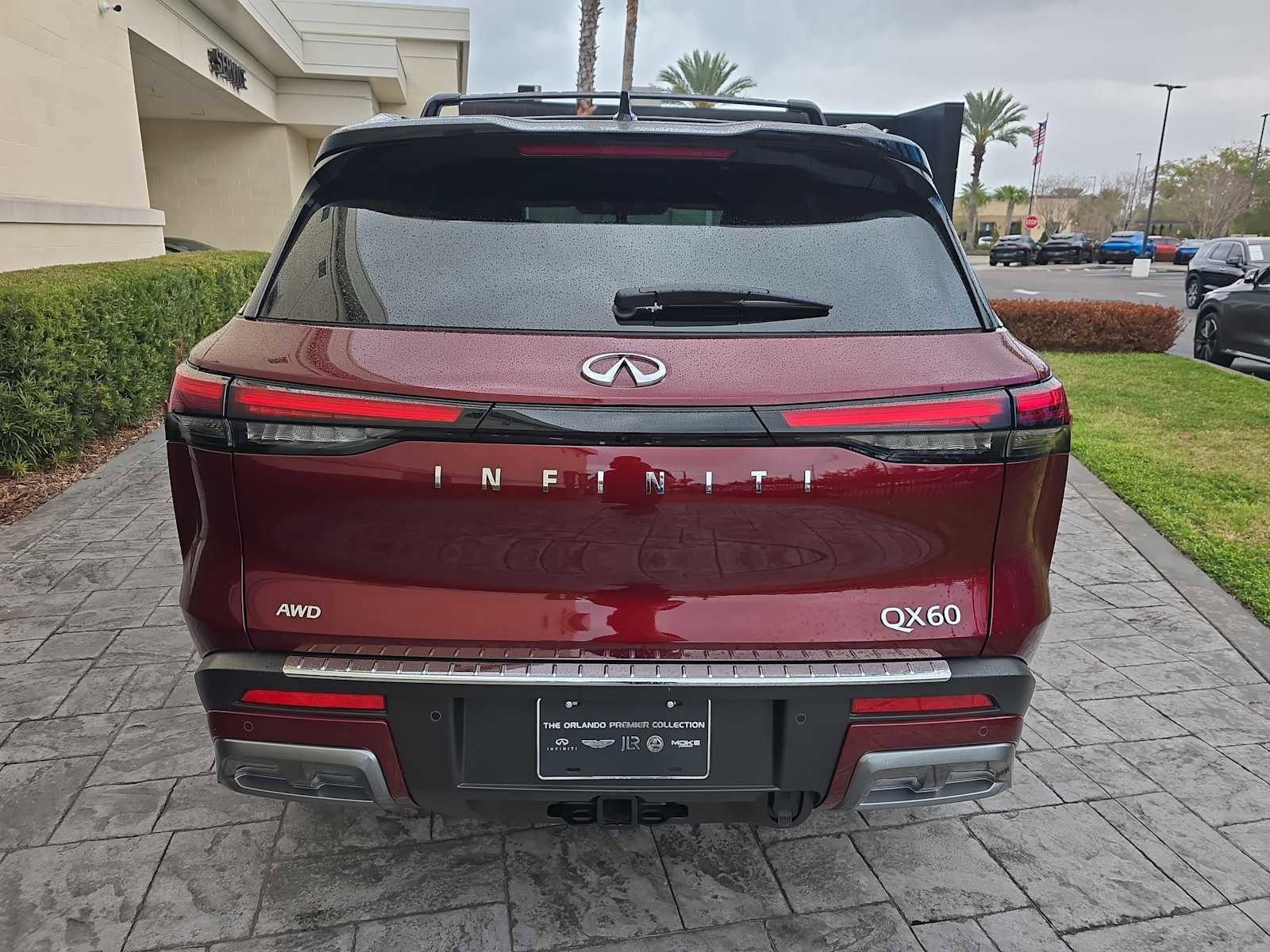 Certified 2025 INFINITI QX60 Autograph w/ Cargo Package image 5