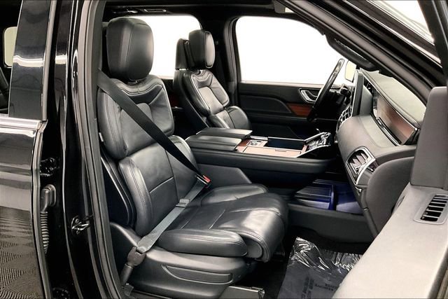 Used 2024 Lincoln Navigator Reserve image 8