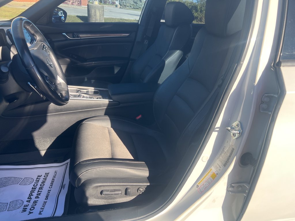Used 2021 Honda Accord Sport image 11