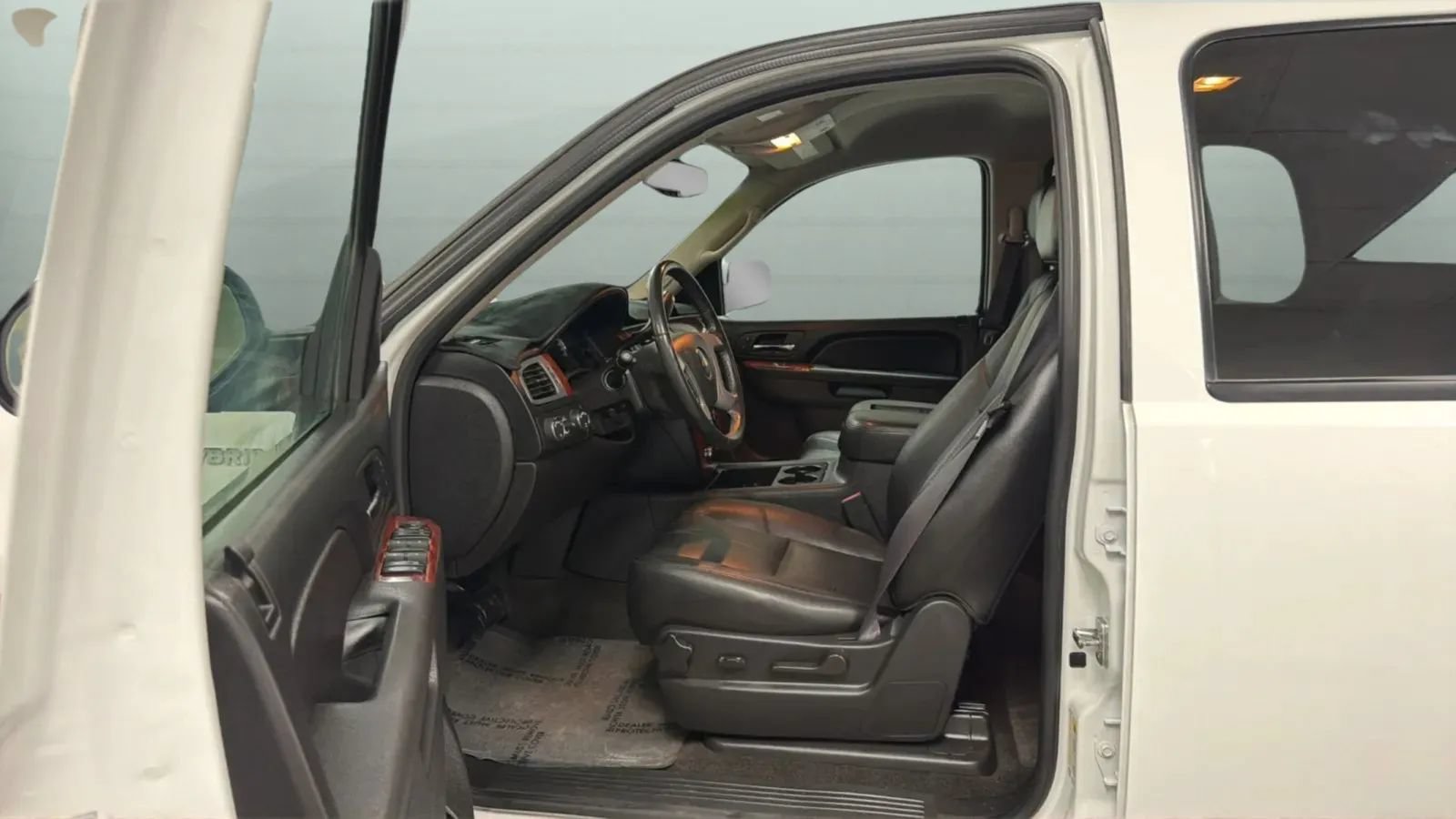 Used 2013 Chevrolet Tahoe 4WD Hybrid image 20