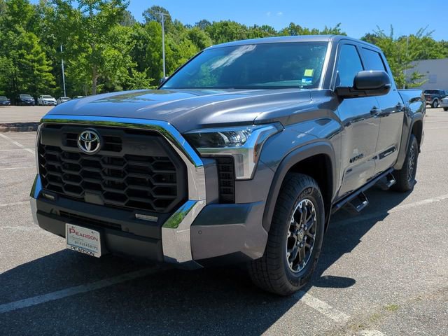 Used 2025 Toyota Tundra SR5 w/ TRD Off-Road Package AWD/4WD image 8