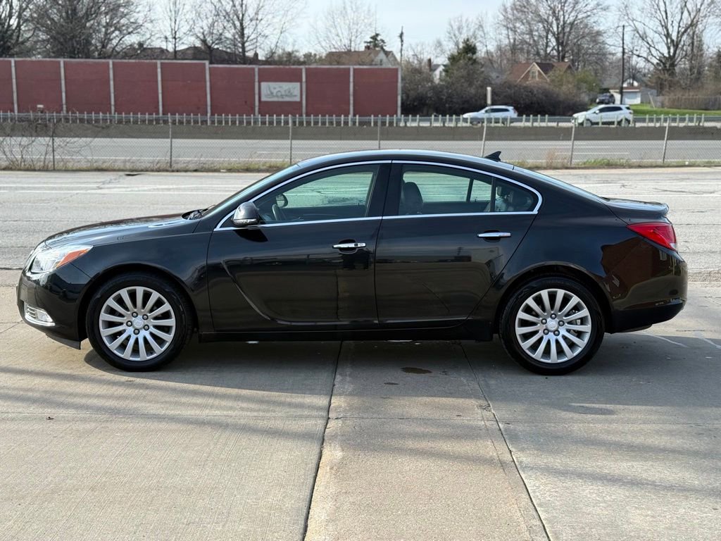 Used 2012 Buick Regal Premium image 12