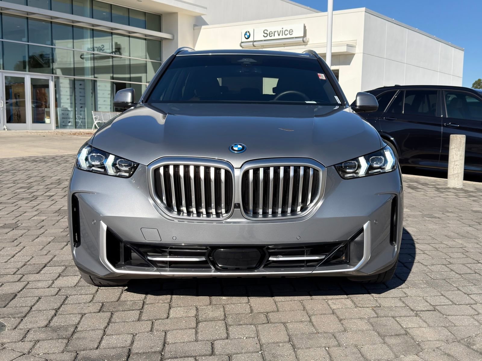 Used 2024 BMW X5 xDrive50e image 6