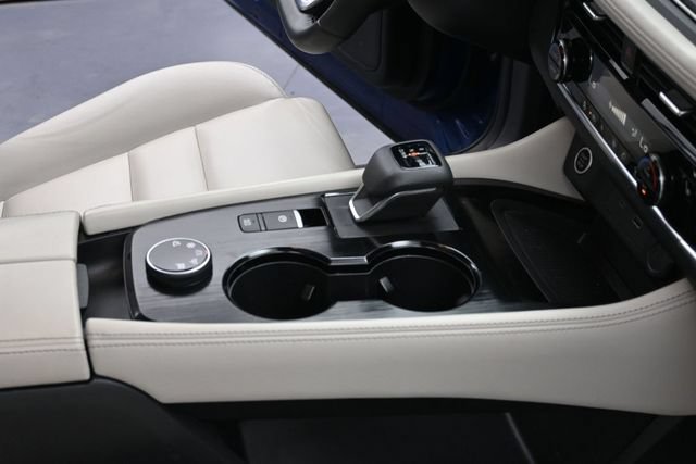 Used 2023 Nissan Rogue SL AWD/4WD image 38