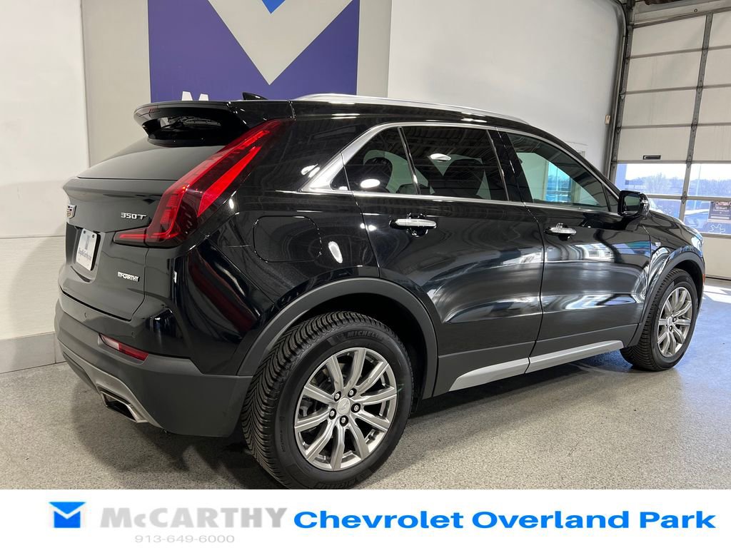 Used 2021 Cadillac XT4 Premium Luxury w/ Cold Weather Package image 5