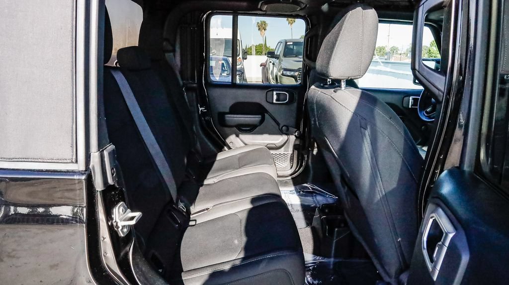 Used 2021 Jeep Gladiator Sport AWD/4WD image 20