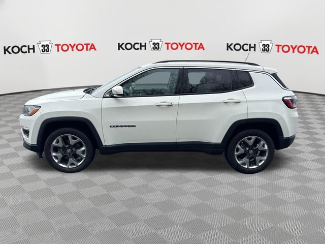 Used 2019 Jeep Compass Limited w/ Safety & Security Group AWD/4WD image 4