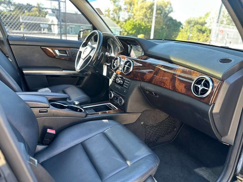 Used 2015 Mercedes-Benz GLK 350 2WD image 20