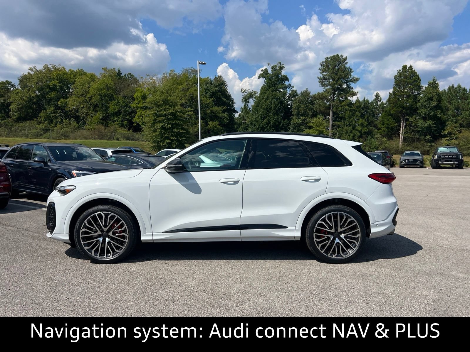 New 2026 Audi SQ5 Premium Plus AWD/4WD image 3