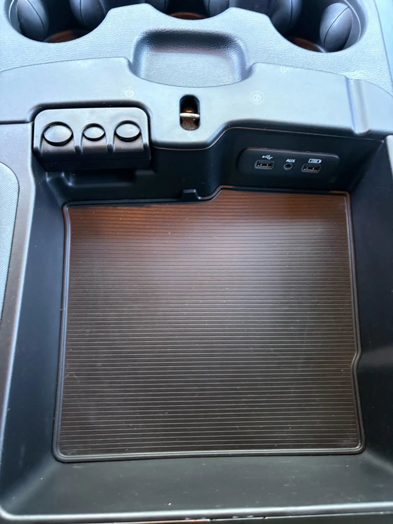 Used 2018 RAM 2500 SLT image 16