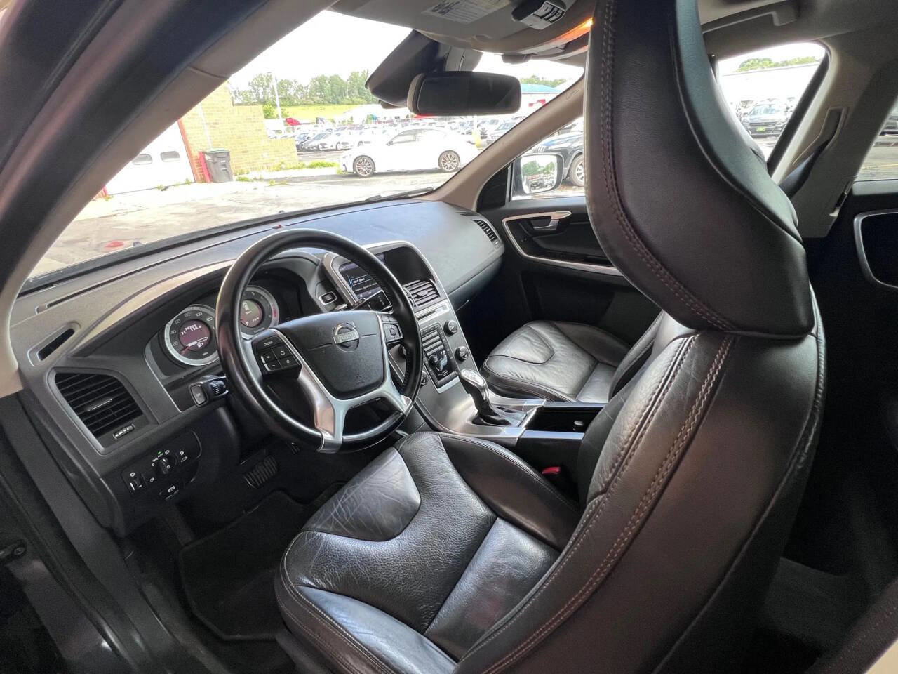 Used 2013 Volvo XC60 T6 image 12