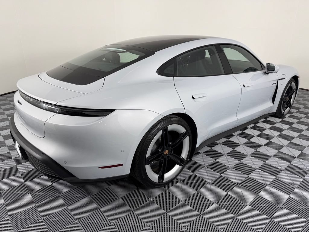 Certified 2026 Porsche Taycan RWD image 10