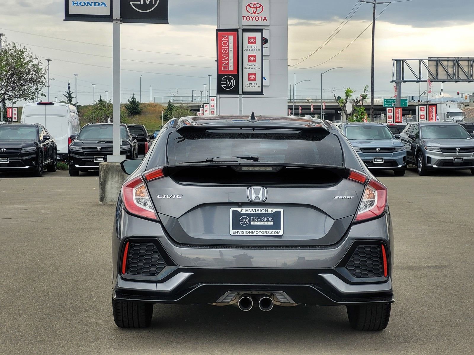 Used 2017 Honda Civic Sport image 6