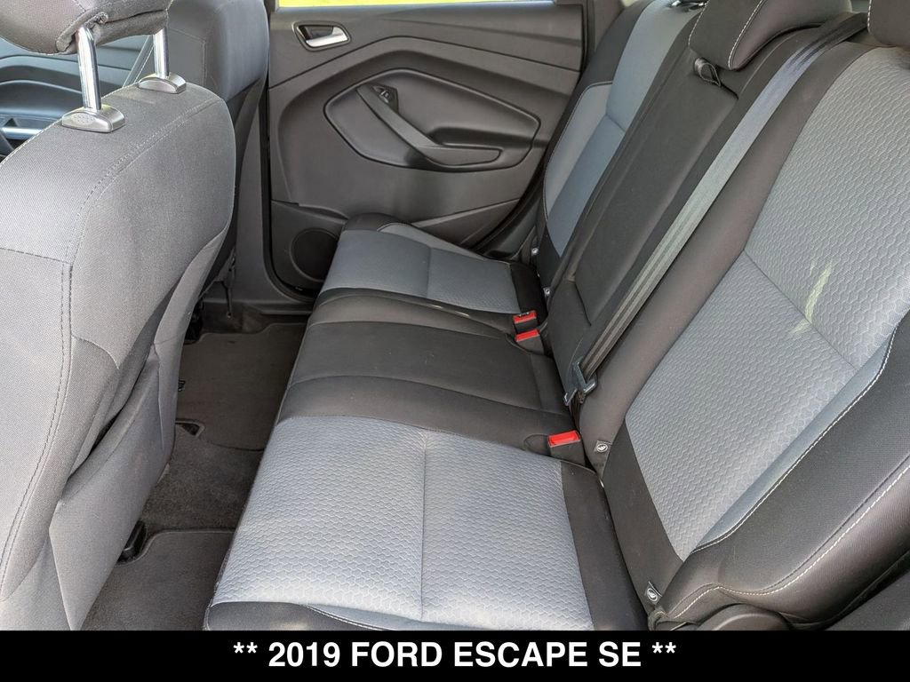 Used 2019 Ford Escape SE AWD/4WD image 3