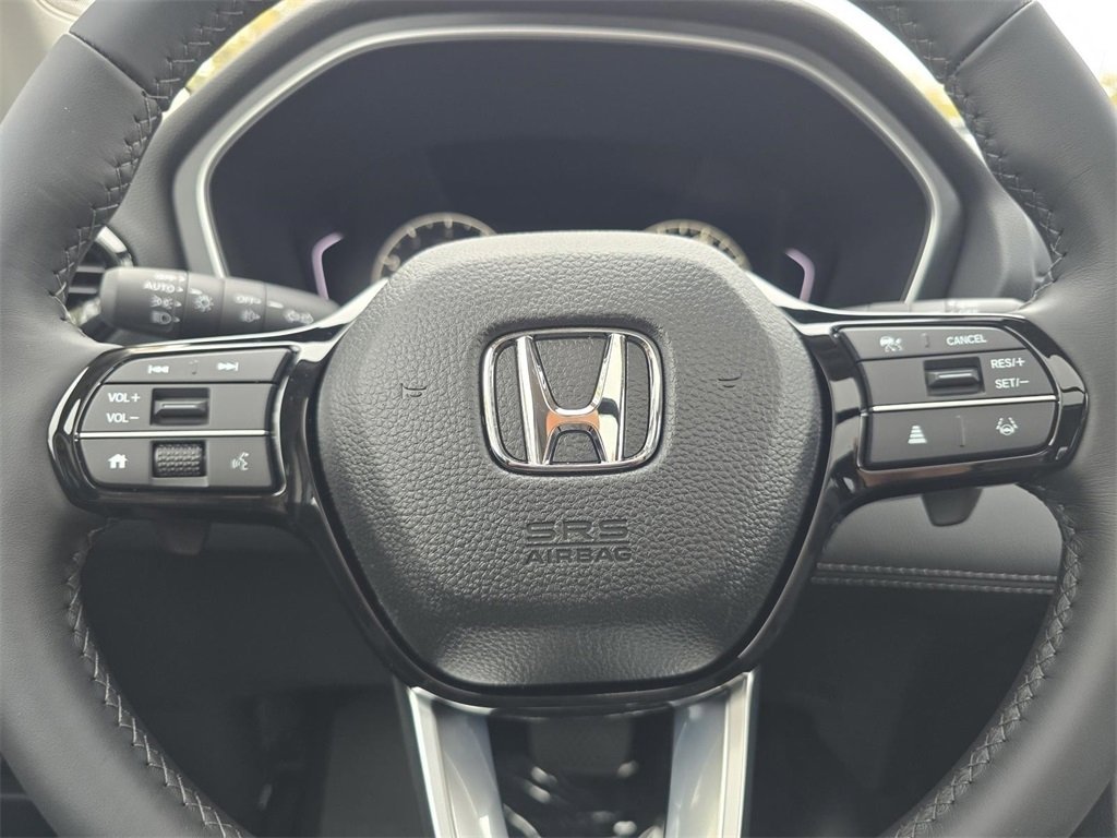 New 2025 Honda Pilot Touring image 30