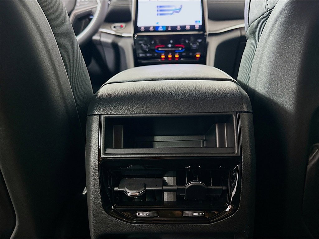 New 2025 Jeep Grand Cherokee Limited image 27