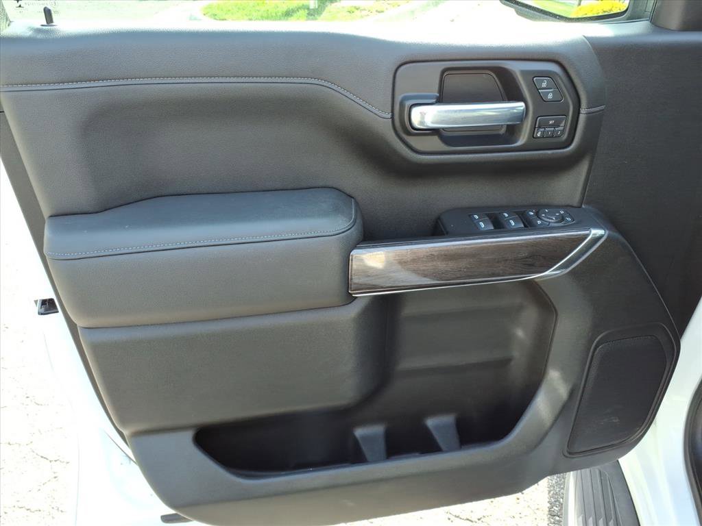 Used 2020 Chevrolet Silverado 1500 LTZ w/ Safety Package AWD/4WD image 23