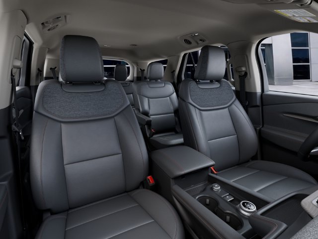 New 2027 Ford Explorer Active w/ Active Comfort Package RWD image 10