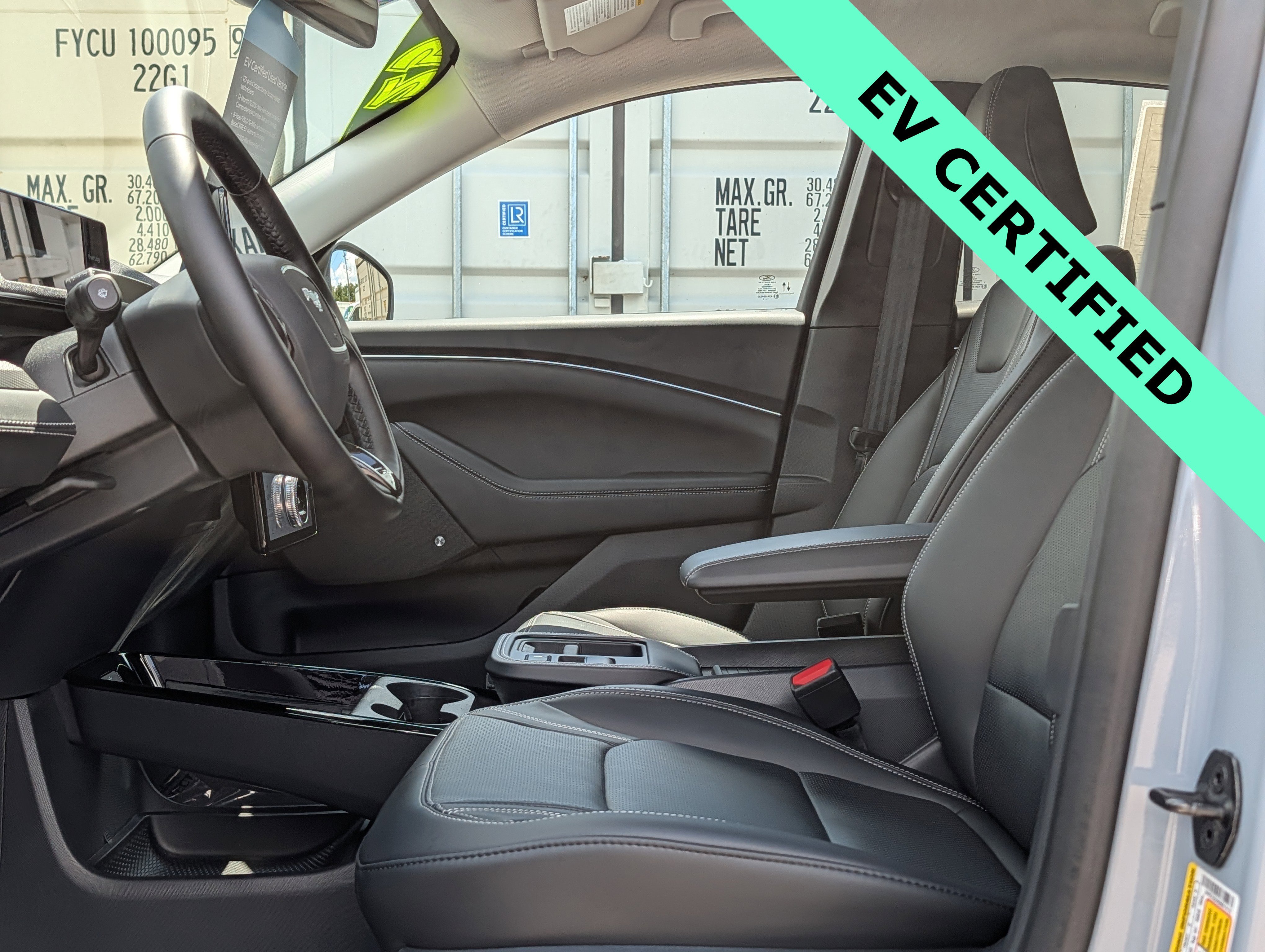Used 2025 Ford Mustang Mach-E Premium AWD/4WD image 21
