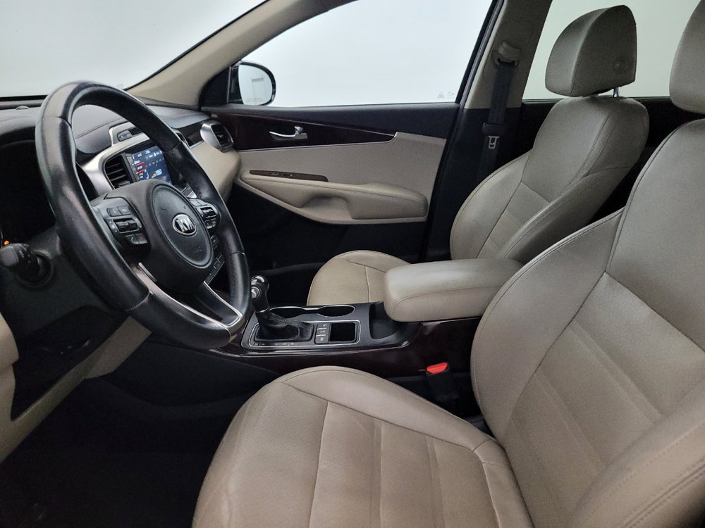 Used 2017 Kia Sorento EX w/ EX V6 Premium Package AWD/4WD image 17
