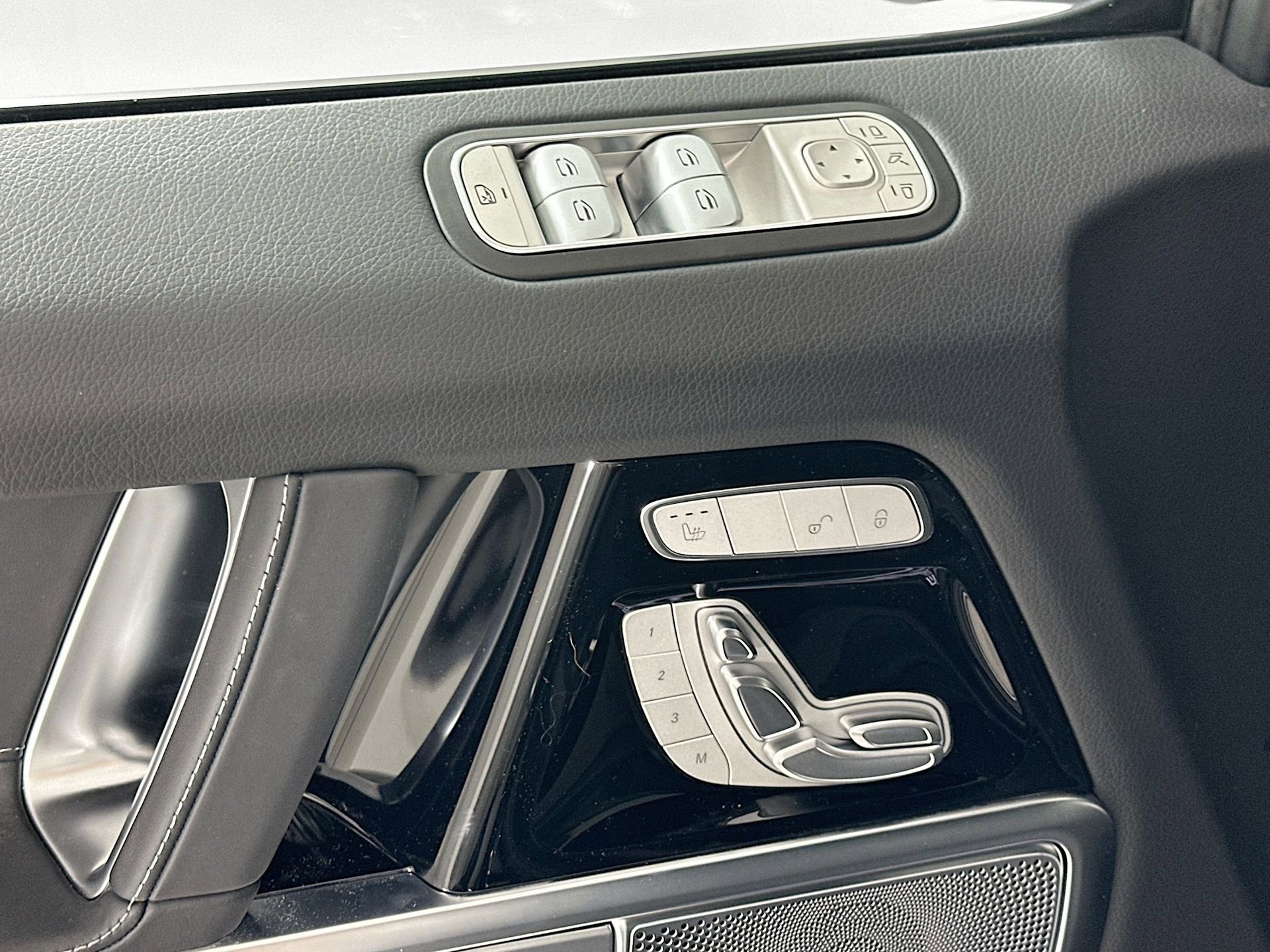 New 2026 Mercedes-Benz G 580 w/ EQ Technology image 19