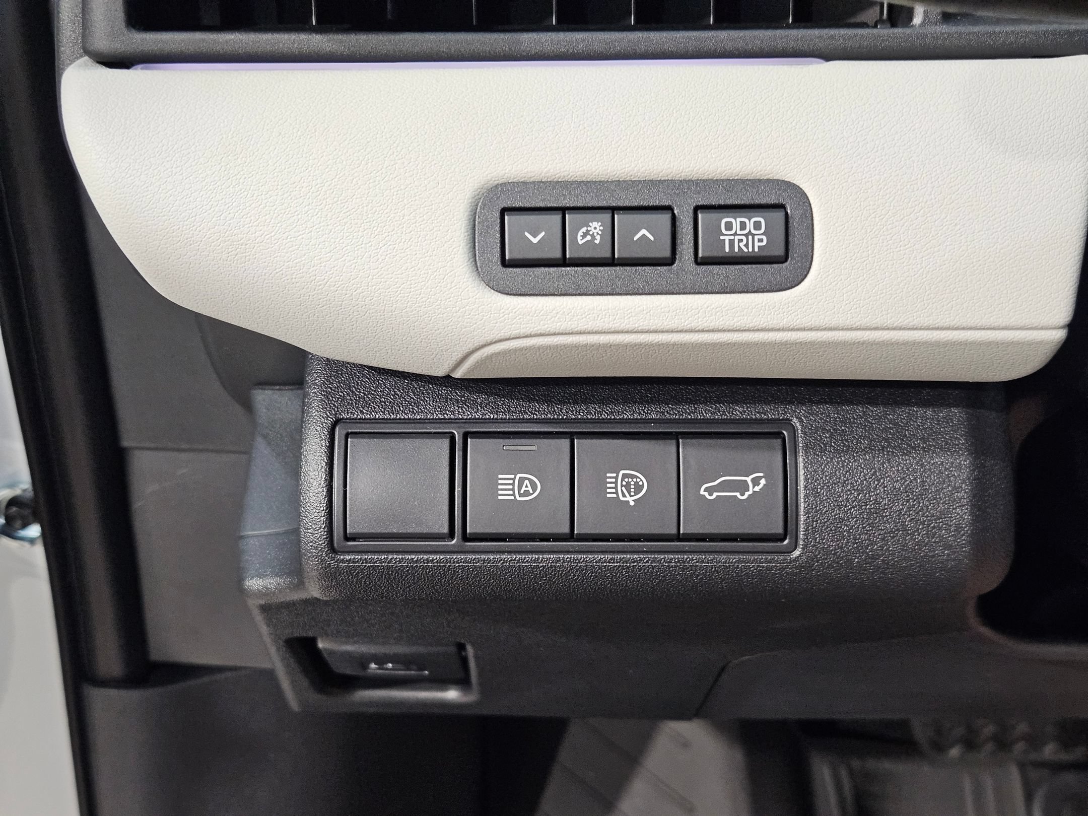 New 2026 Toyota bZ FWD image 14
