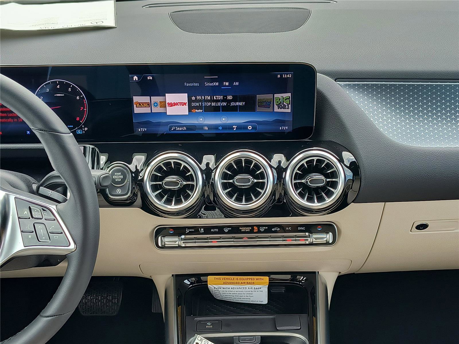 New 2025 Mercedes-Benz GLA 250 image 19