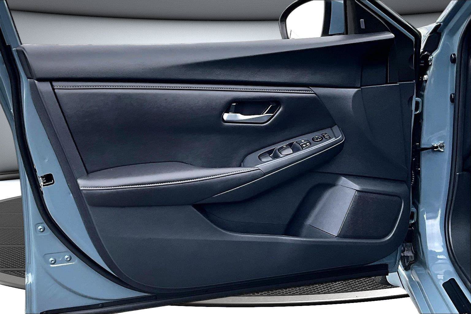 Used 2025 Nissan Sentra SV w/ All-Weather Package FWD image 20
