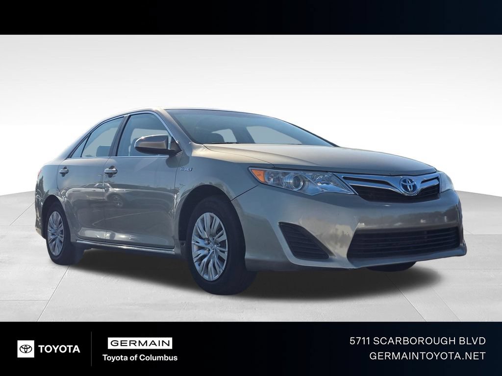 Used 2013 Toyota Camry LE FWD image 1