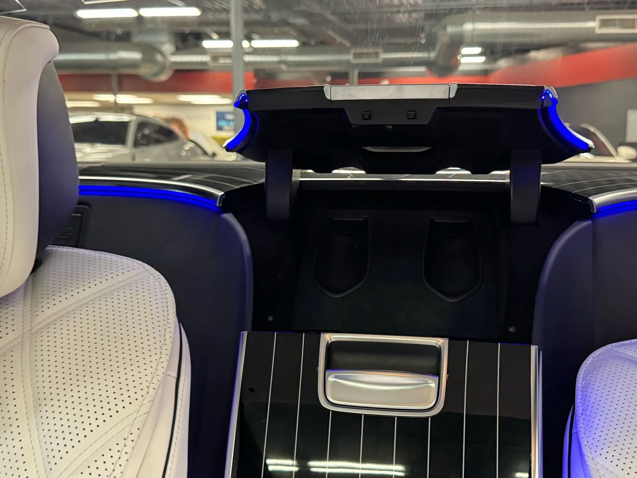 Used 2023 Mercedes-Benz Maybach S 680 S 680 4MATIC Sedan 4D w/ Manufaktur Leather Package image 51