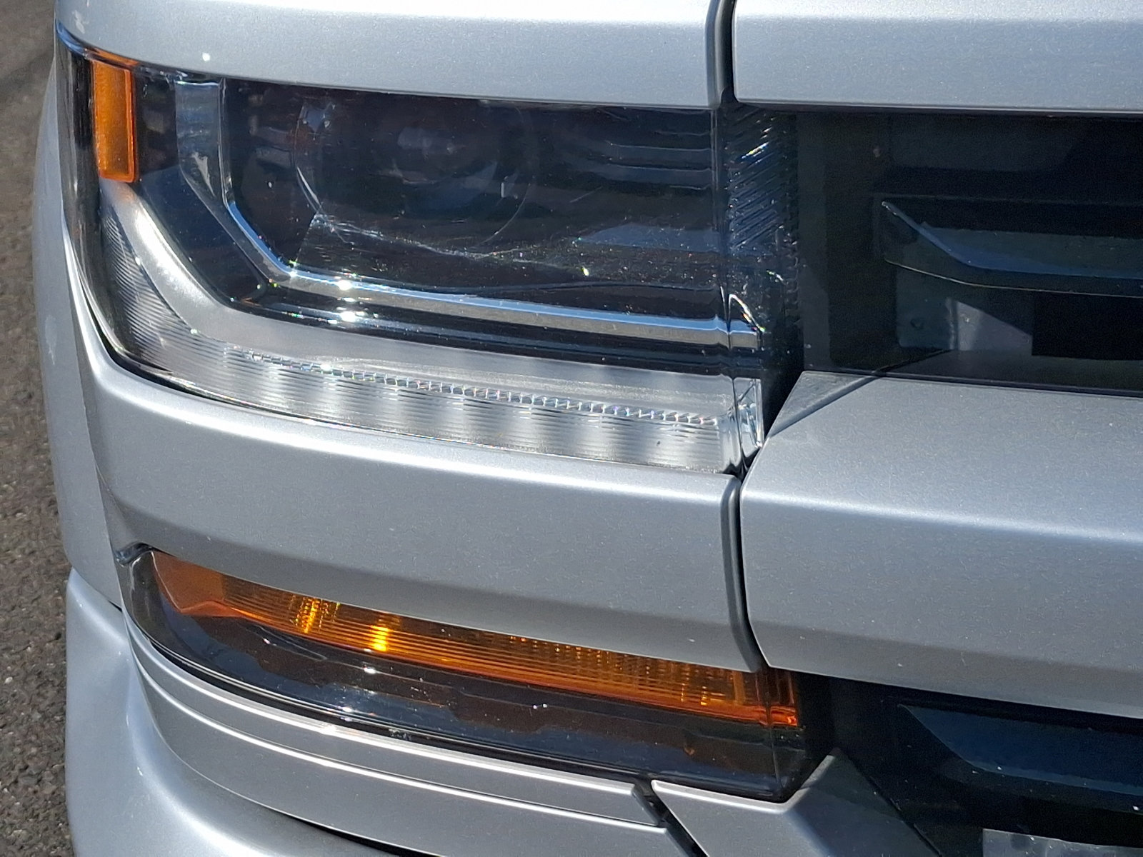 Used 2018 Chevrolet Silverado 1500 LT w/ All Star Edition image 9