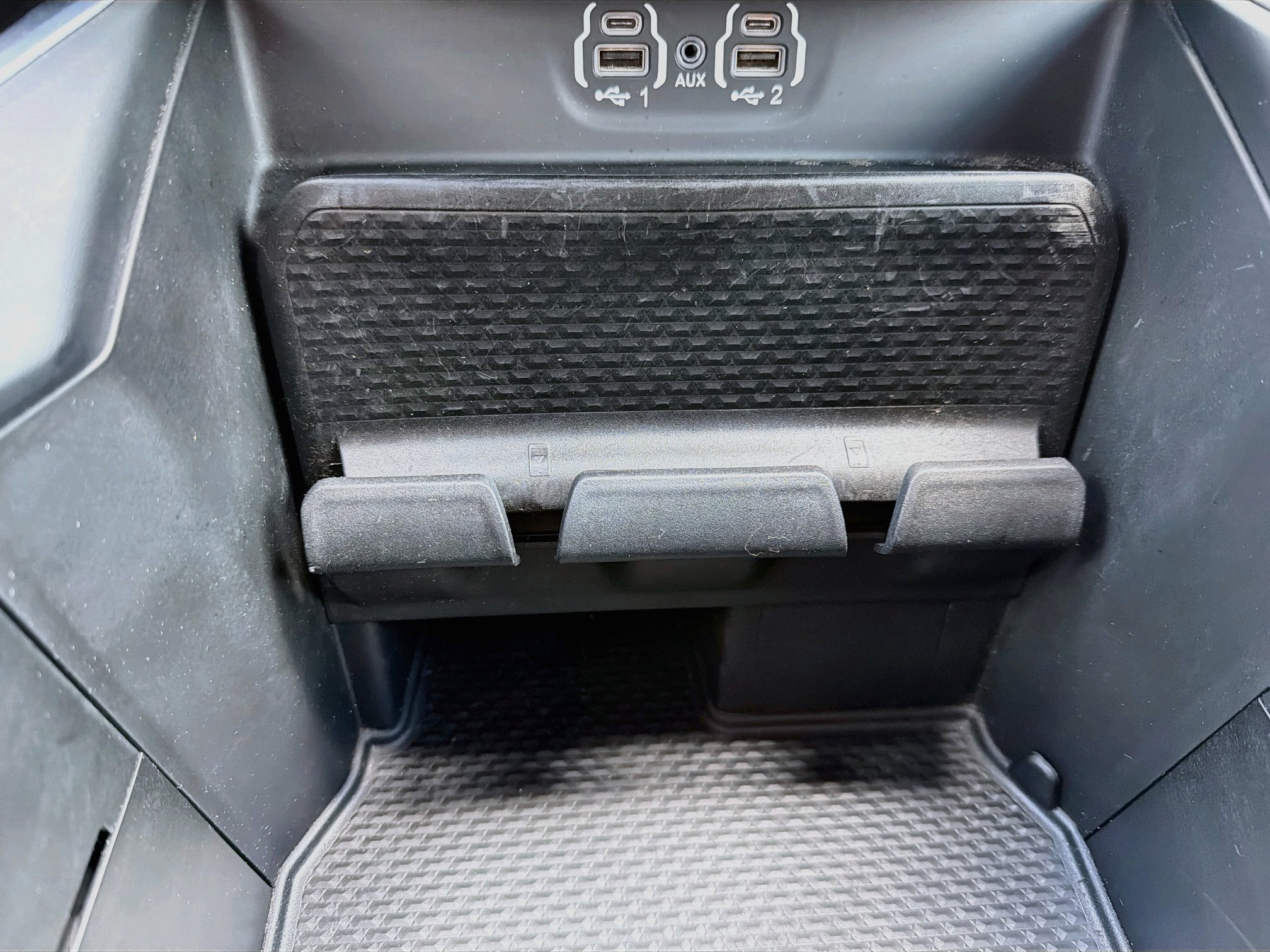 Used 2021 RAM 1500 4x4 Crew Cab image 28