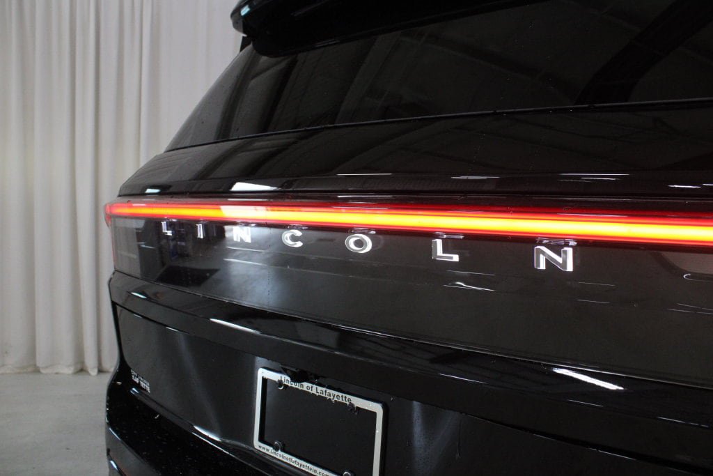 New 2027 Lincoln Navigator Reserve AWD/4WD image 33