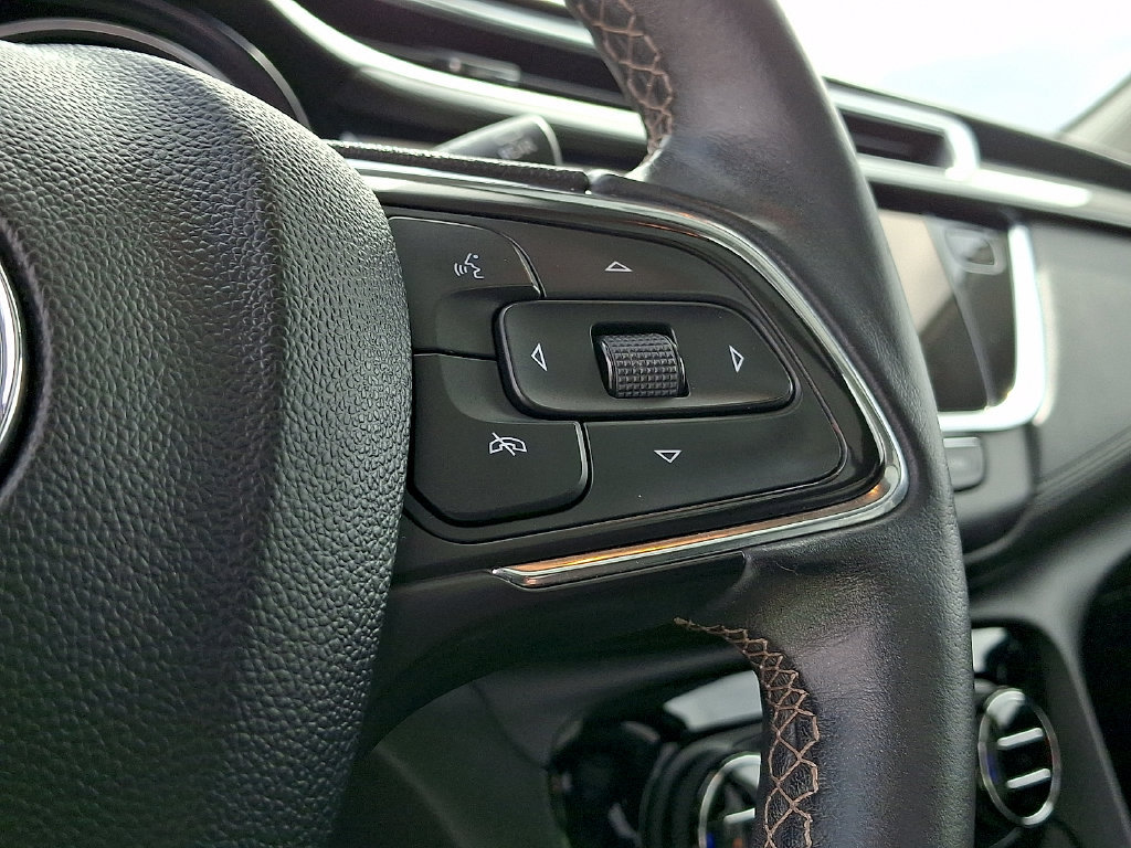 Used 2023 Buick Encore GX Essence w/ Advanced Technology Package AWD/4WD image 24