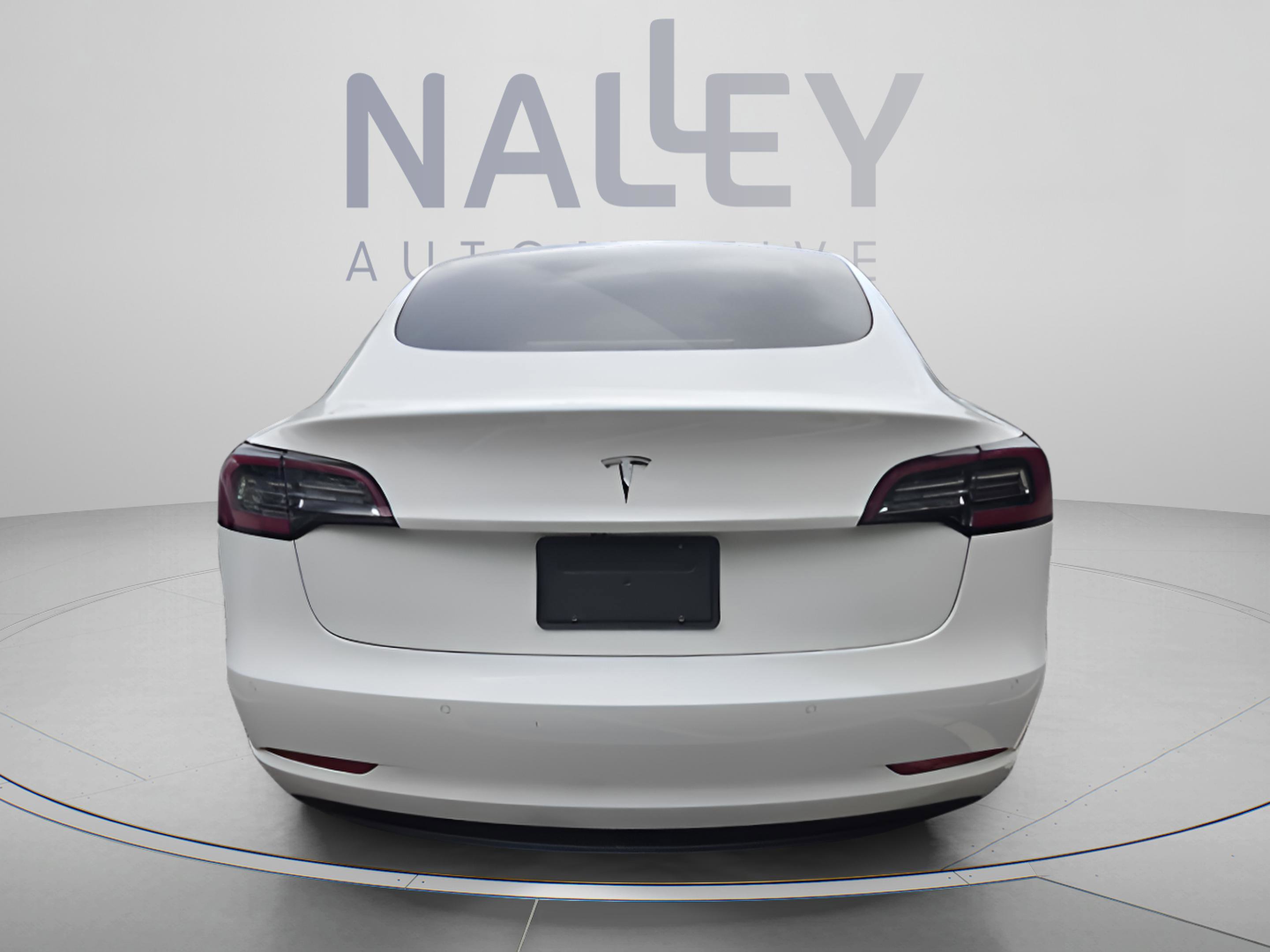Used 2022 Tesla Model 3 Long Range AWD/4WD image 3