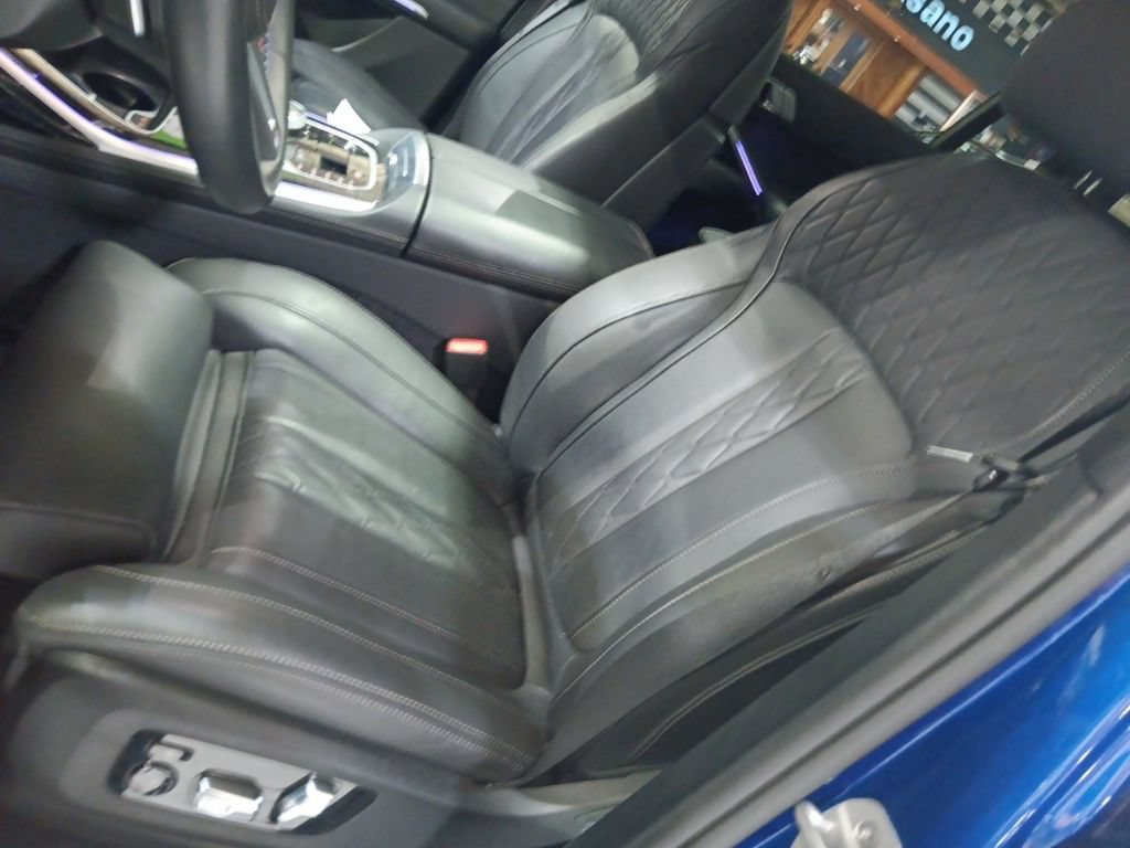 Certified 2026 BMW X7 M60i AWD/4WD image 6