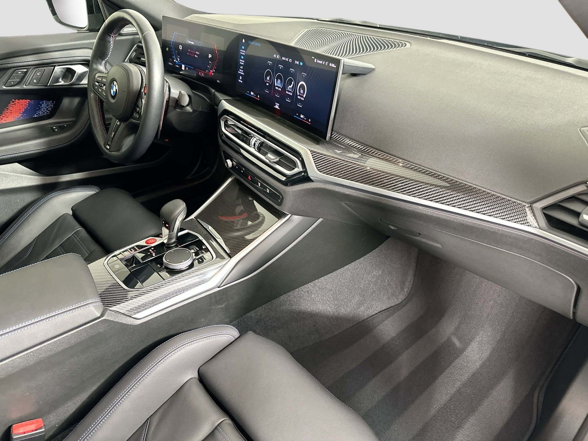 Used 2024 BMW M2 w/ Lighting Package image 30