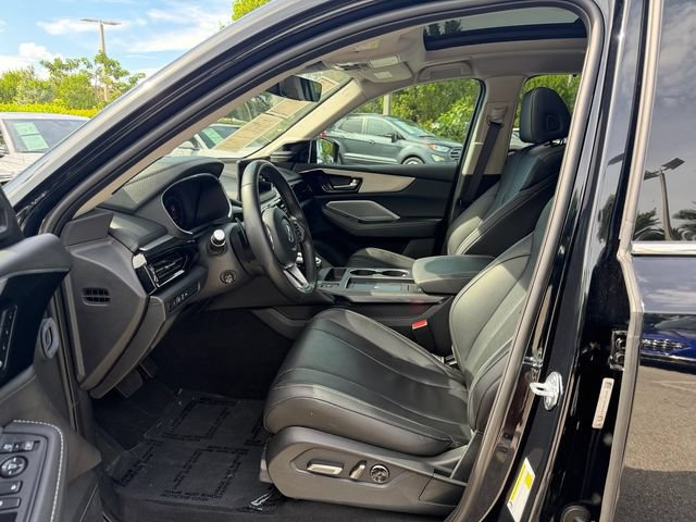 Certified 2025 Acura MDX w/ Technology Package FWD image 11