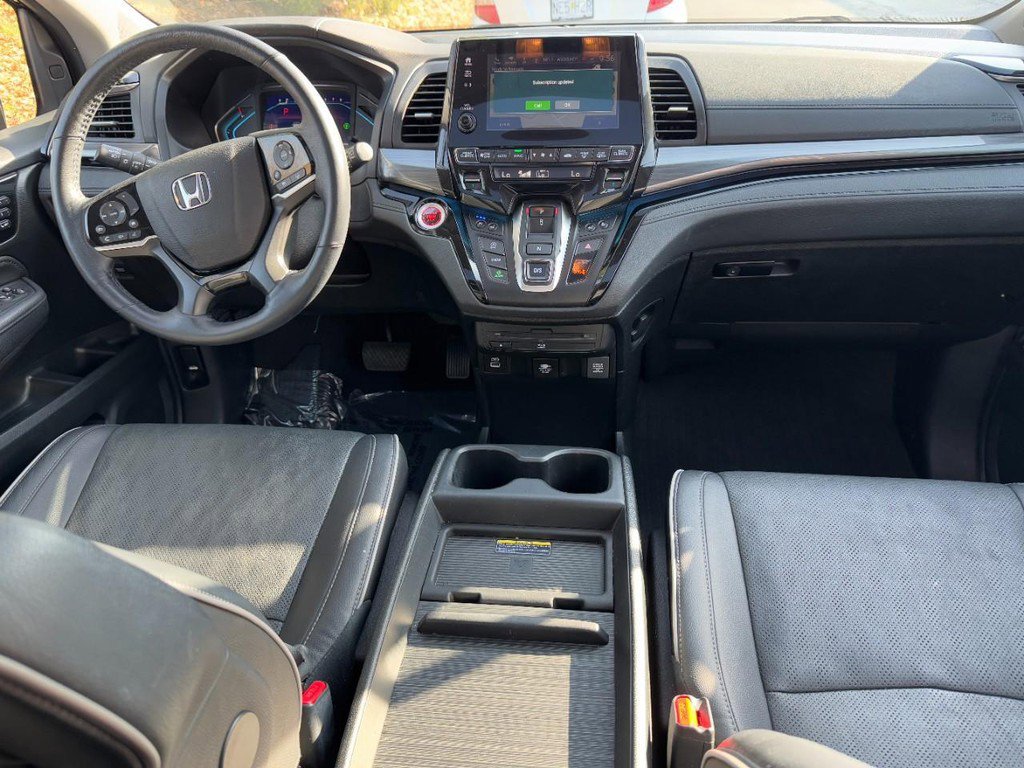 Used 2022 Honda Odyssey Elite image 11