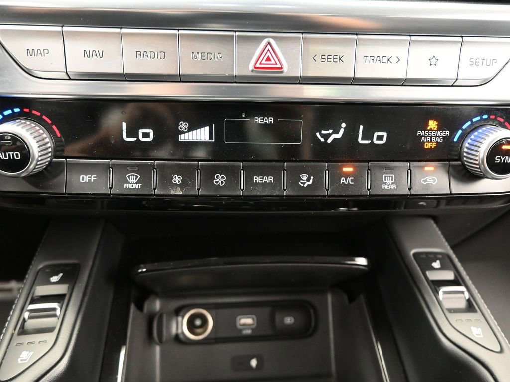 Used 2022 Kia Telluride SX w/ SX Prestige Package image 30