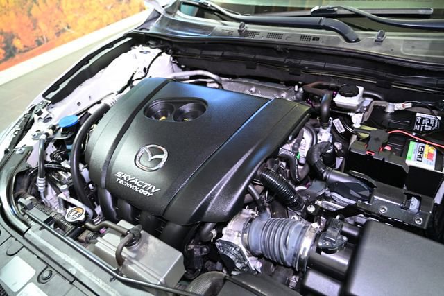 Used 2018 MAZDA MAZDA3 Grand Touring w/ Premium Equipment Package image 19