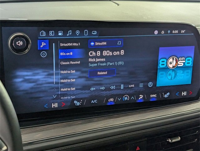 Used 2025 Chevrolet Suburban Z71 image 20