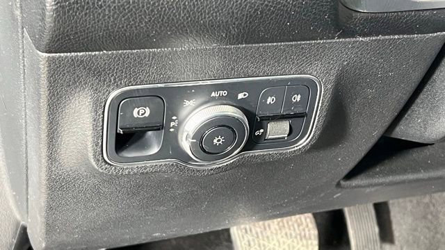 Used 2022 Mercedes-Benz GLB 250 GLB 250 image 19